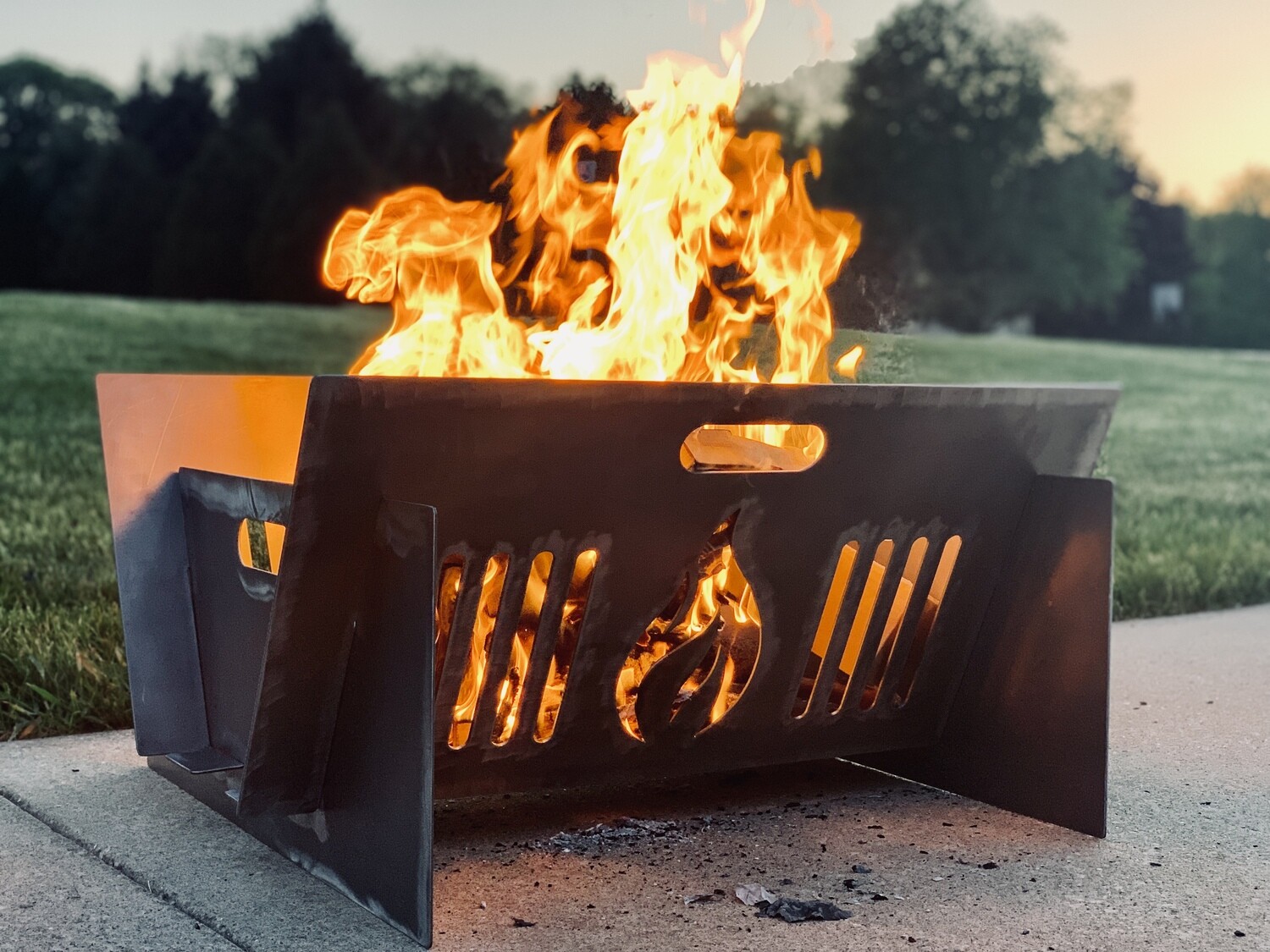 collapsible-metal-fireplace